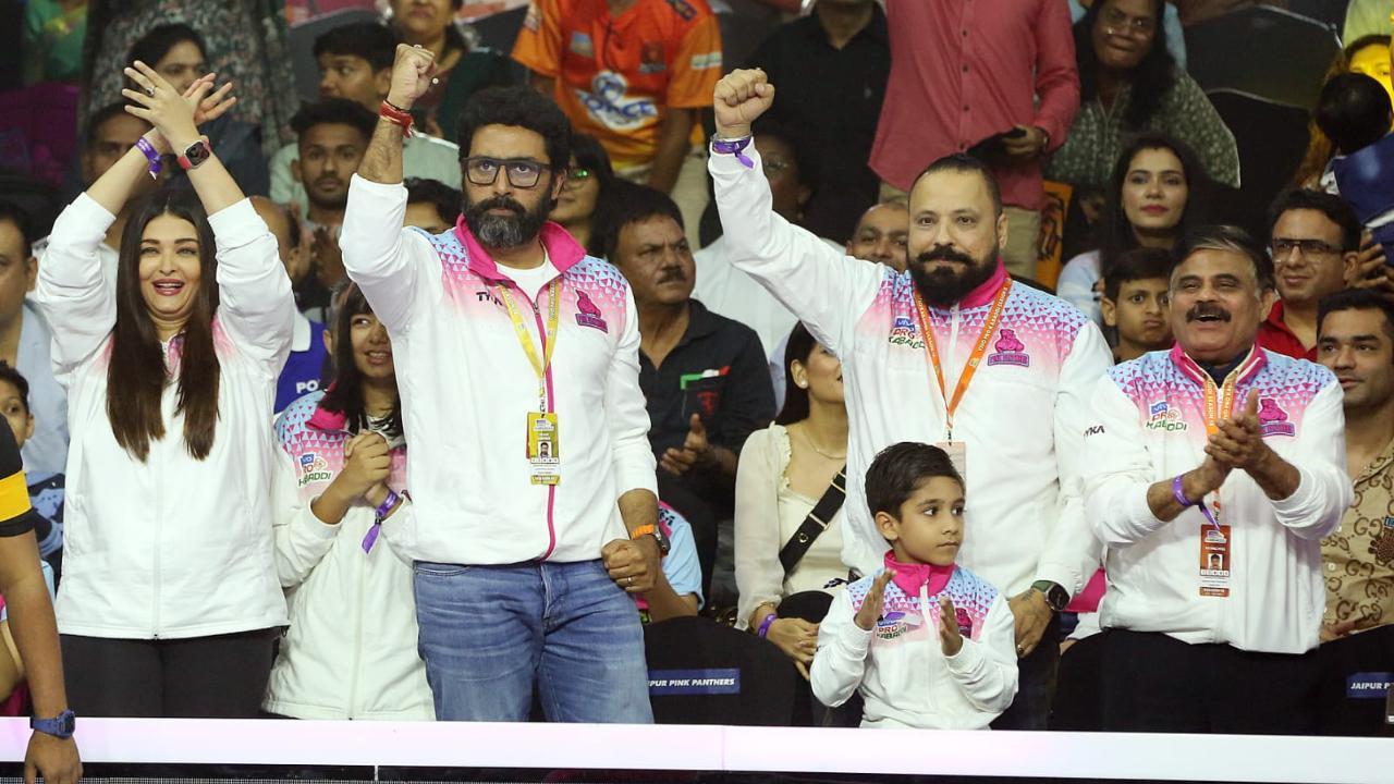 In pics: Aishwarya, Aaradhya turn cheer leaders for Abhishek's kabaddi team